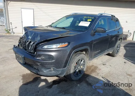 2017 Jeep Cherokee Latitude 4X4 z USA, uszkodzony, nr VIN 1C4PJMCB1HW568329